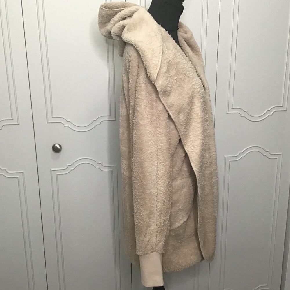 NWT HEM & THREAD Cozy Open Front Cardigan- One Size - Picture 2 of 3